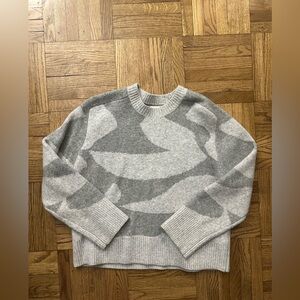 Abercrombie & Fitch Madeline Crew Sweater Grey - Medium